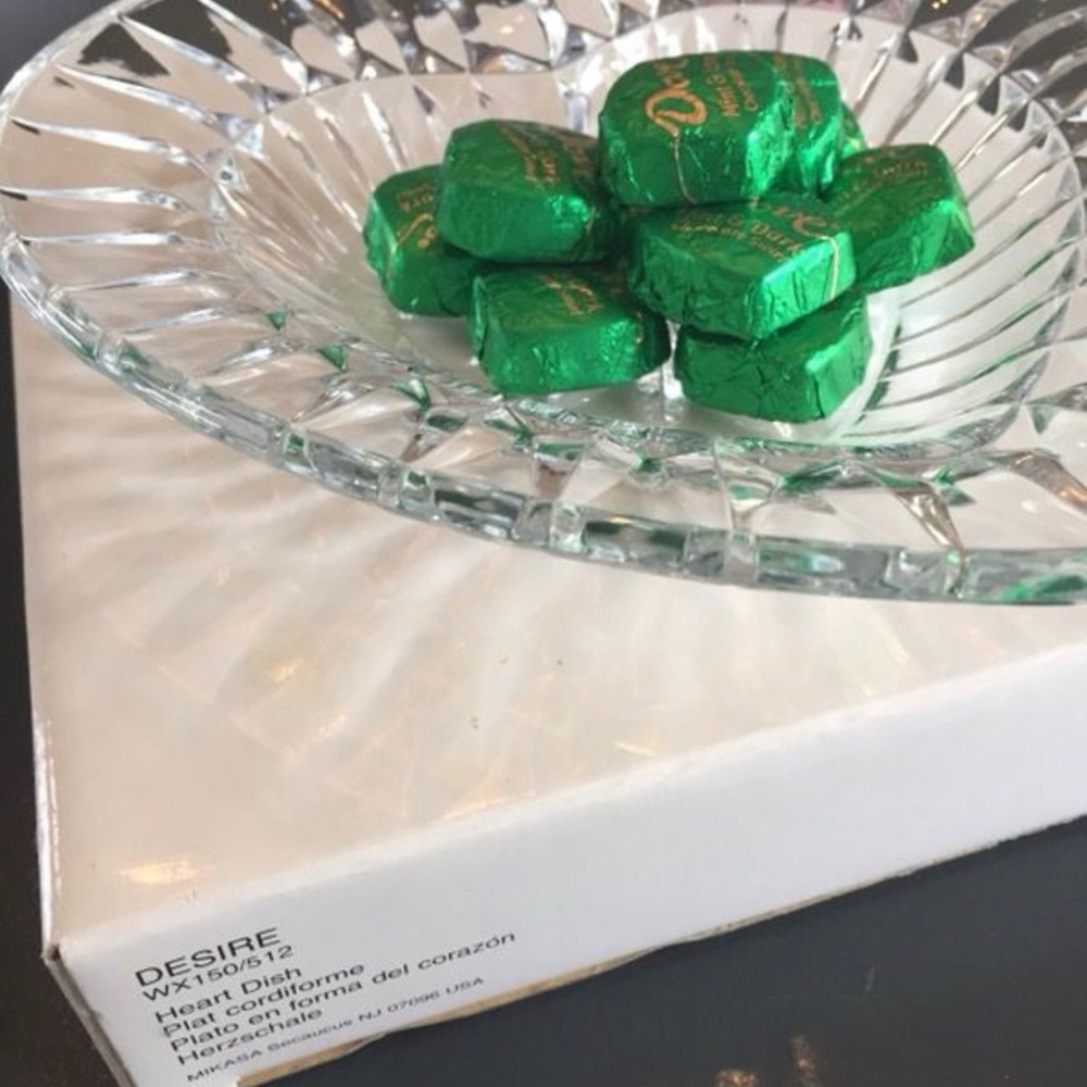 Mikasa Crystal Heart Dish